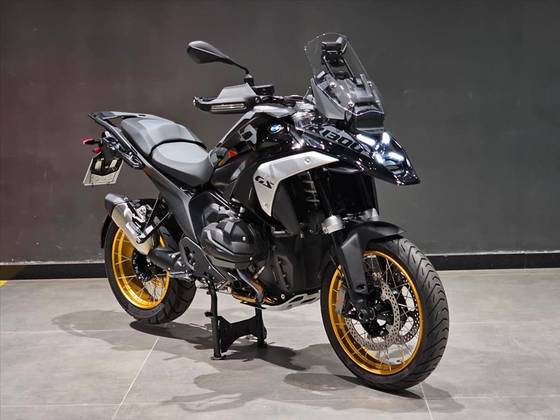 BMW R 1300 GS TRIPLE BLACK BMW R 1300 GS TRIPLE BLACK